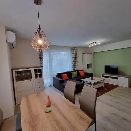 Apartman Flora - Beautiful *new* To The Burgasz